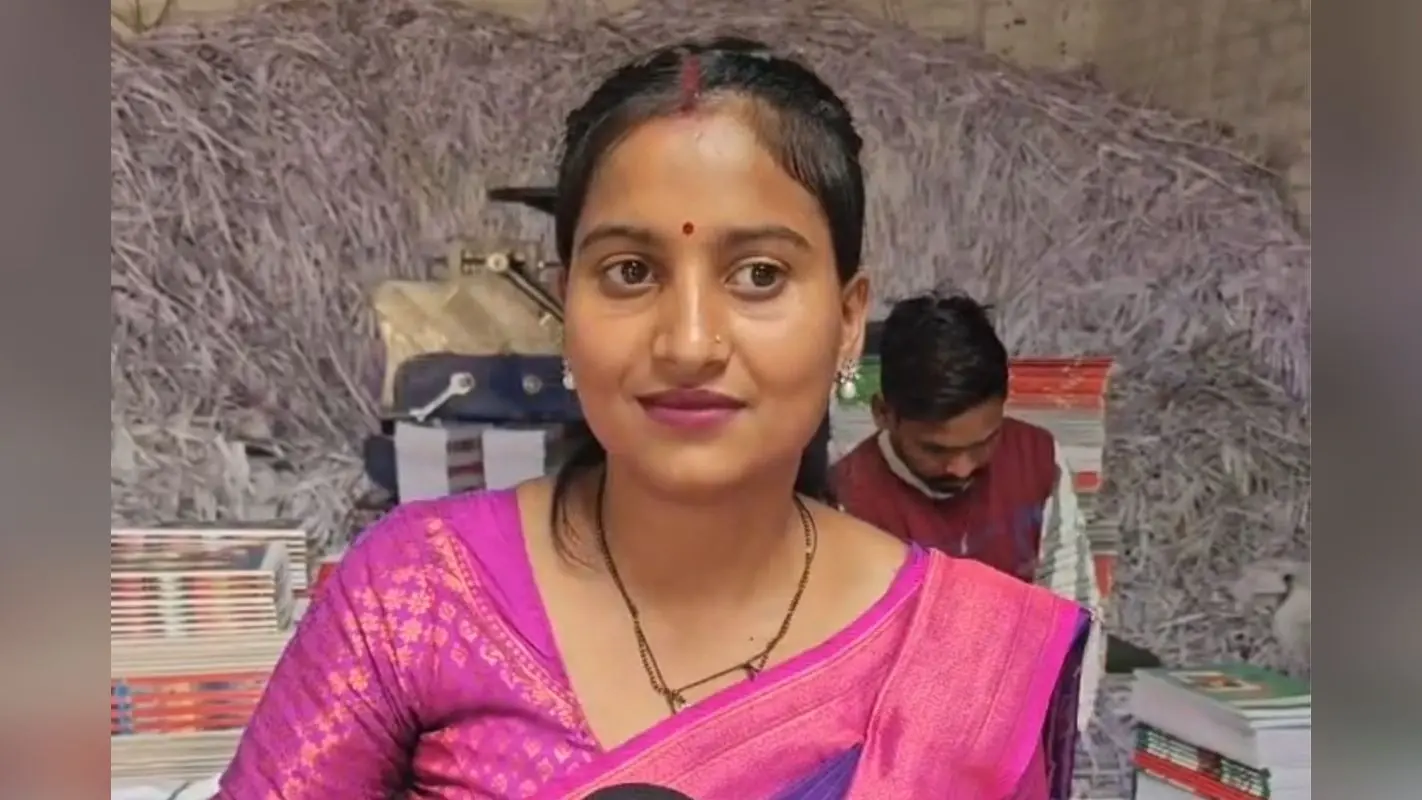 Koderma: मिटको कॉलोनी में महिला की गला रेत कर हत्या, जांच में जुटी पुलिस