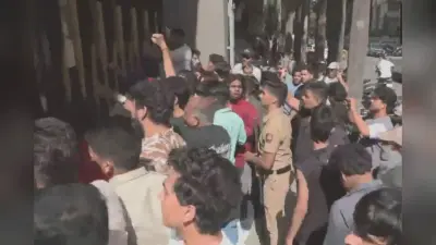 कुर्बानी के लिए सोसाइटी के अंदर बकरे रखने पर दो समुदायों में झड़प, भारी पुलिस बल तैनात