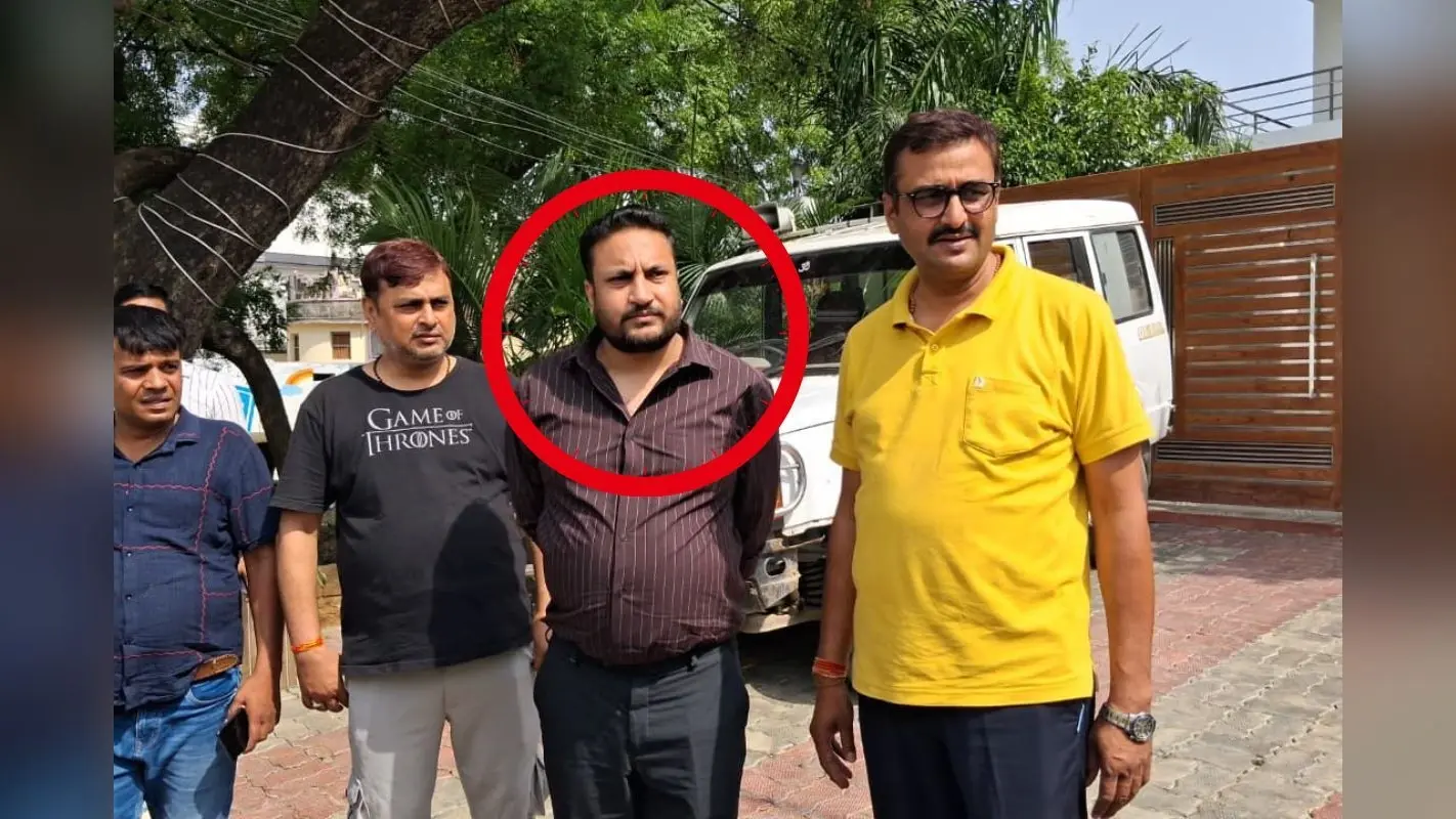 Bihar News: रोहतास में भ्रष्टाचार के खिलाफ निगरानी का बड़ा एक्शन, सासाराम अंचलाधिकारी समेत 3 अरेस्ट