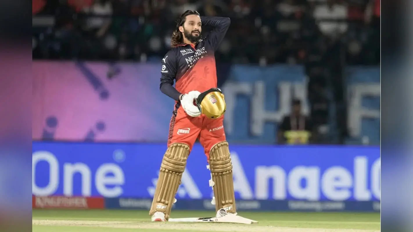 रजत पाटीदार ने रचा इतिहास, RCB को लगातार दो फाइनल में पहुंचाने वाले पहले कप्तान बने; धोनी की लिस्ट में हुए शामिल