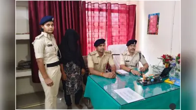 मोतिहारी: स्वर्ण दुकानदारों से लूट मामले में लाइनर बनी महिला गिरफ्तार, गिरोह की तलाश तेज
