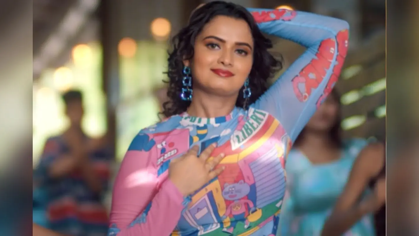 नीलम गिरी की कातिलाना अदाओं के दीवाने हुए प्रवेश लाल यादव, गाना ‘रानी हो’ ने यूट्यूब पर मचाया गदर