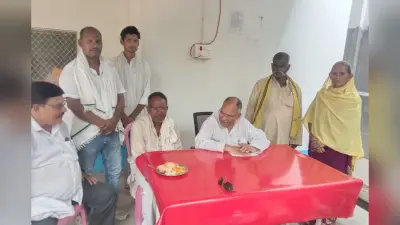 काराकाट सांसद राजाराम सिंह ने संझौली में सुनीं ग्रामीणों की समस्याएं, विकास कार्यों की ली जानकारी
