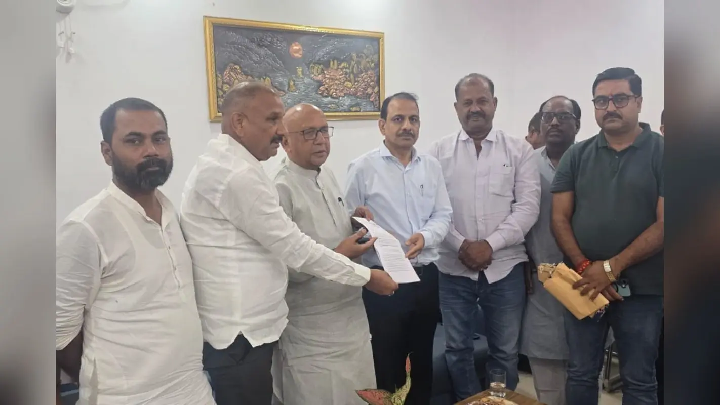 Jamshedpur: कोल्हान में पहले यात्री ट्रेन गुजरेगी, फिर मालगाड़ी को मिलेगा पास, रेलवे की बड़ी पहल