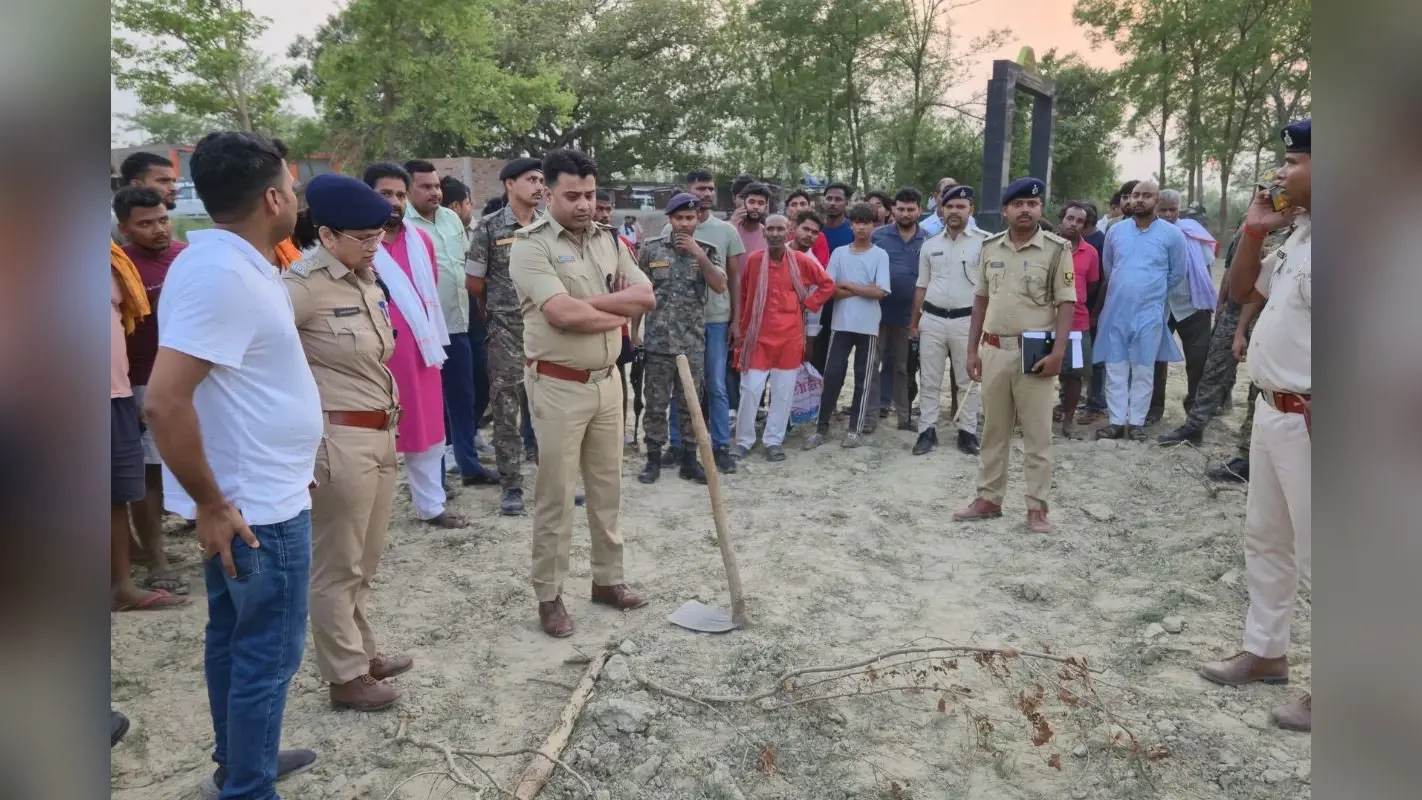 सीवान में जमीन विवाद में दो लोगों की मौत, पीड़ित परिवार से मिले भाकपा माले के नेता, जानिए पूरा मामला