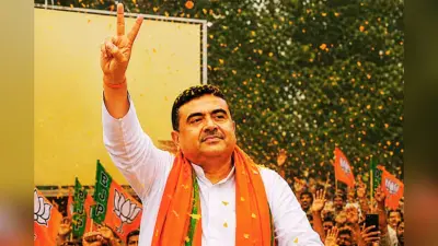 शुभेंदु अधिकारी के स्वागत में आधी रात को मना जश्न, दीपावली जैसा नजारा, जमकर उड़े गुलाल
