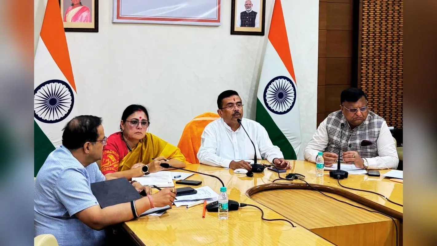 आ गया ‘अन्नपूर्णा भंडार’ का नया फॉर्म, शुभेंदु बोले- ममता ने 30 लाख विदेशी और फर्जी महिलाओं पर लुटाये ‘लक्ष्मी भंडार’ के पैसे