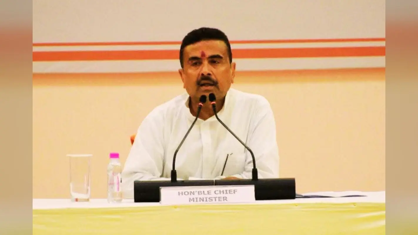 मुख्यमंत्री बनते एक्शन मोड में शुभेंदु अधिकारी, सीमा पर बाड़बंदी के लिए BSF को जमीन, पहली कैबिनेट में 5 बड़े फैसले
