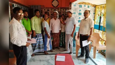 ठाकुरगंज में किसान रजिस्ट्रेशन अभियान तेज; अंचलाधिकारी और प्रखंड कृषि पदाधिकारी ने केंद्रों का किया औचक निरीक्षण
