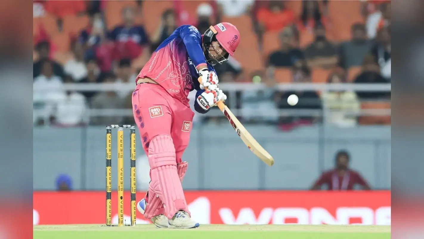 वैभव सूर्यवंशी ने तोड़ा क्रिस गेल का रिकॉर्ड, IPL में ऐसा कारनामा करने वाले दुनिया के पहले बल्लेबाज बने