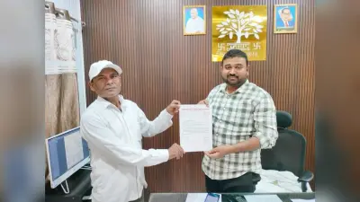 KATIHAR: पीएम आवास योजना में जियो टैग के नाम पर अवैध वसूली का आरोप, बीडीओ को सौंपा गया ज्ञापन