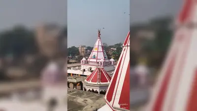 MADHEPURA: सिंहेश्वर में सुबह 7 बजे उमड़ा आस्था का सैलाब, मंदिरों में श्रद्धालुओं की भारी भीड़