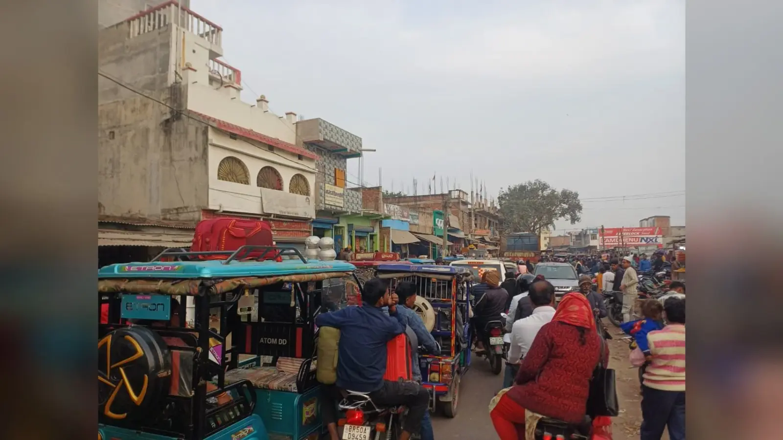अतिक्रमण से किशनपुर बाजार में रोज लग रहा जाम