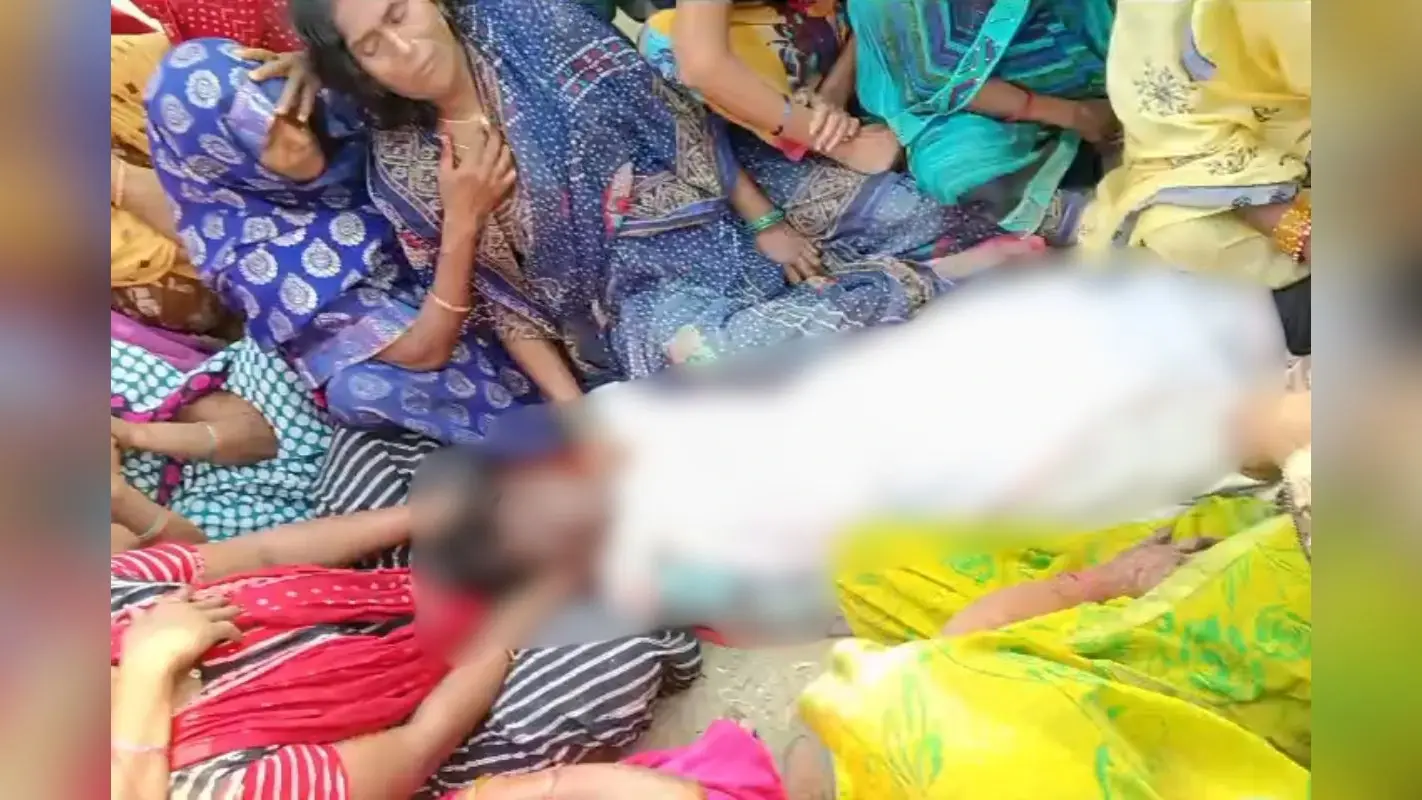 रोहतास में अनियंत्रित ट्रैक्टर की चपेट में आने से युवक की गई जान