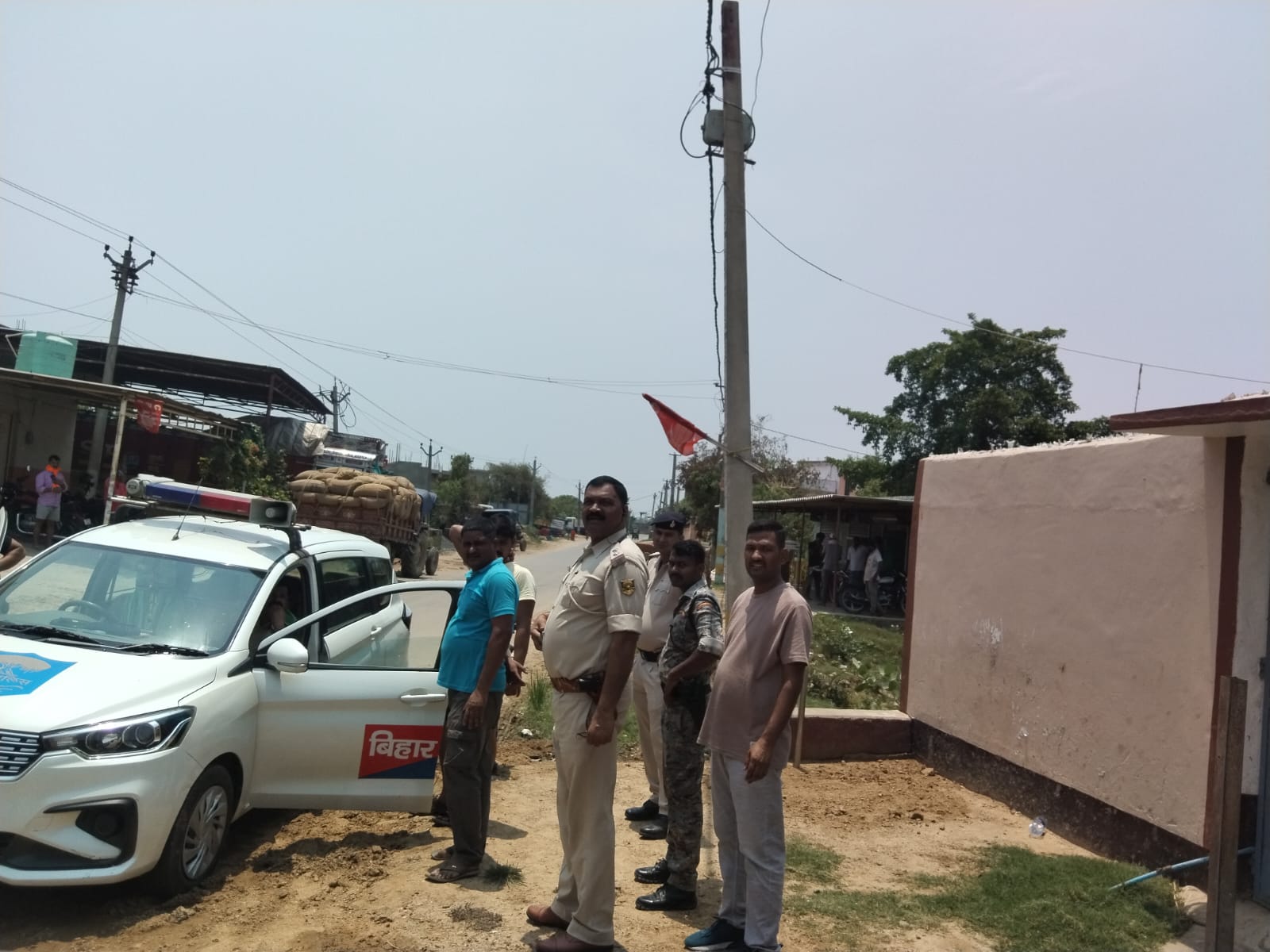 चाकूबाजी के आरोपी को पुलिस ने एक घंटे में दबोचा, झाड़ी में छिपकर दे रहा था चकमा