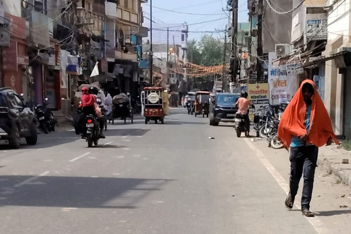 Saran News: हीट वेव की चपेट में सारण, 50 डिग्री जैसा एहसास; बाजारों में सन्नाटा, यात्राएं रद्द