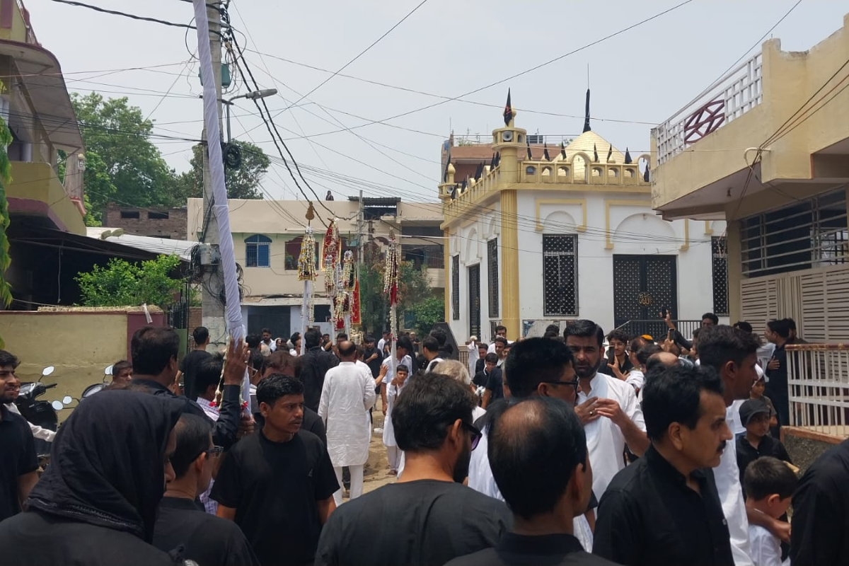 पटना सिटी में छठे मुहर्रम पर निकला अलम का जुलूस, शिया समुदाय ने आयोजित की मजलिस