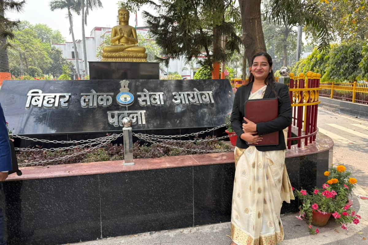 भोजपुर की बेटी शिवांगिनी सिंह का 70वीं BPSC में हुआ चयन, BHU से पढ़ने वाली बेटी ने जिले को किया गौरवान्वित