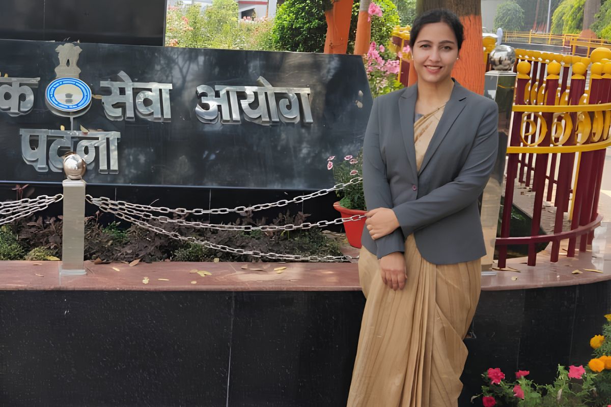 पिता वायुसेना से रिटायर, बेटी बनी SDM, साहिबा खान को BPSC में मिला रैंक 35