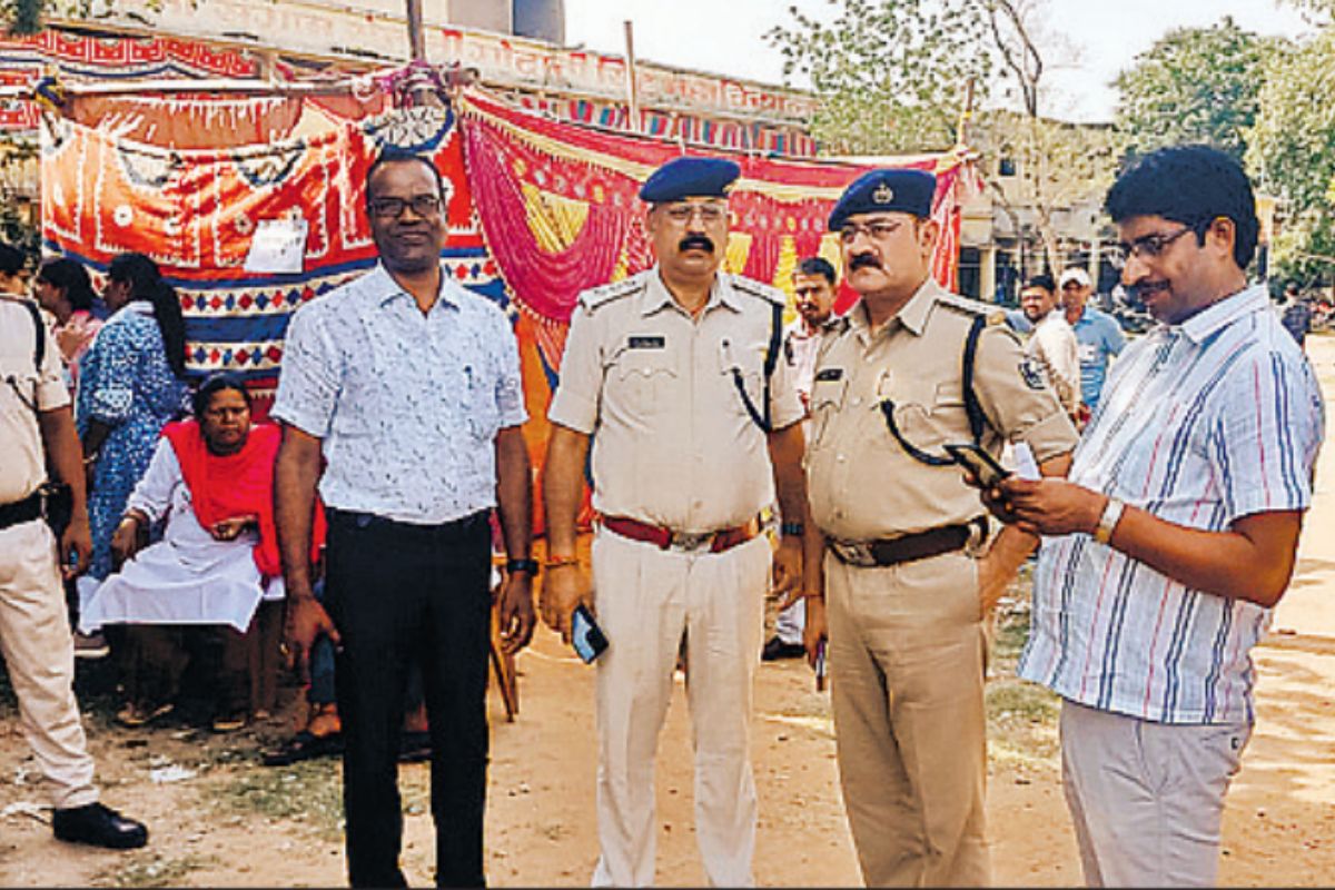 अरवल सिपाही भर्ती परीक्षा शांतिपूर्ण, लेकिन ‘2699 परीक्षार्थी रहे अनुपस्थित’, आखिर वजह क्या? जानिए विस्तार से…