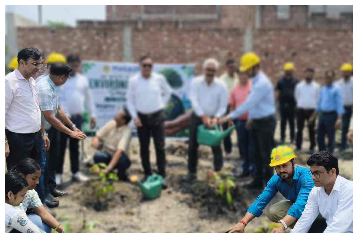 बेतिया: सिंगल-यूज प्लास्टिक के बहिष्कार और पौधरोपण का चीनी मिल में लिया गया संकल्प