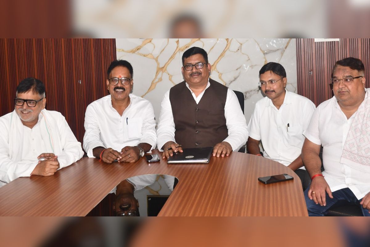 न नौकरी, न निष्पक्ष परीक्षा, युवा आखिर जाएं तो जाएं कहां; बोकारो में कांग्रेस ने केंद्र सरकार को घेरा