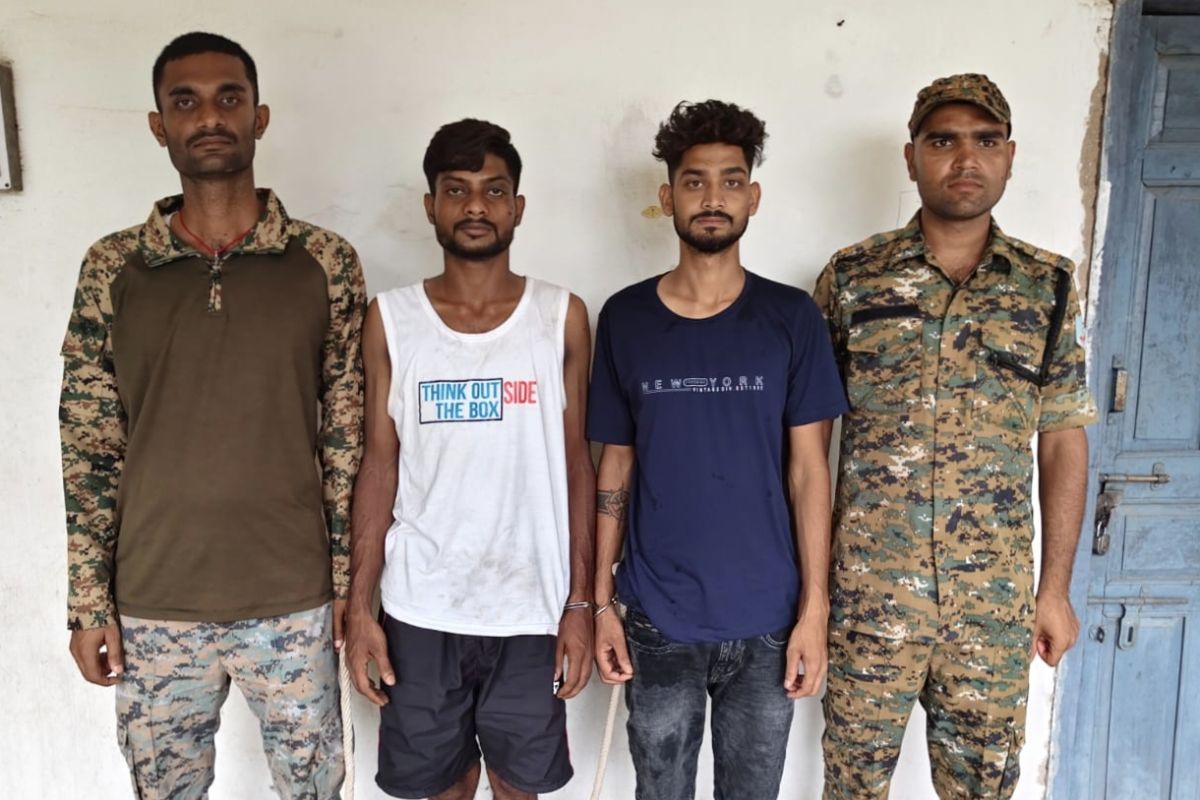 चतरा पुलिस की कार्रवाई, 21.10 ग्राम ब्राउन शुगर के साथ दो तस्कर गिरफ्तार