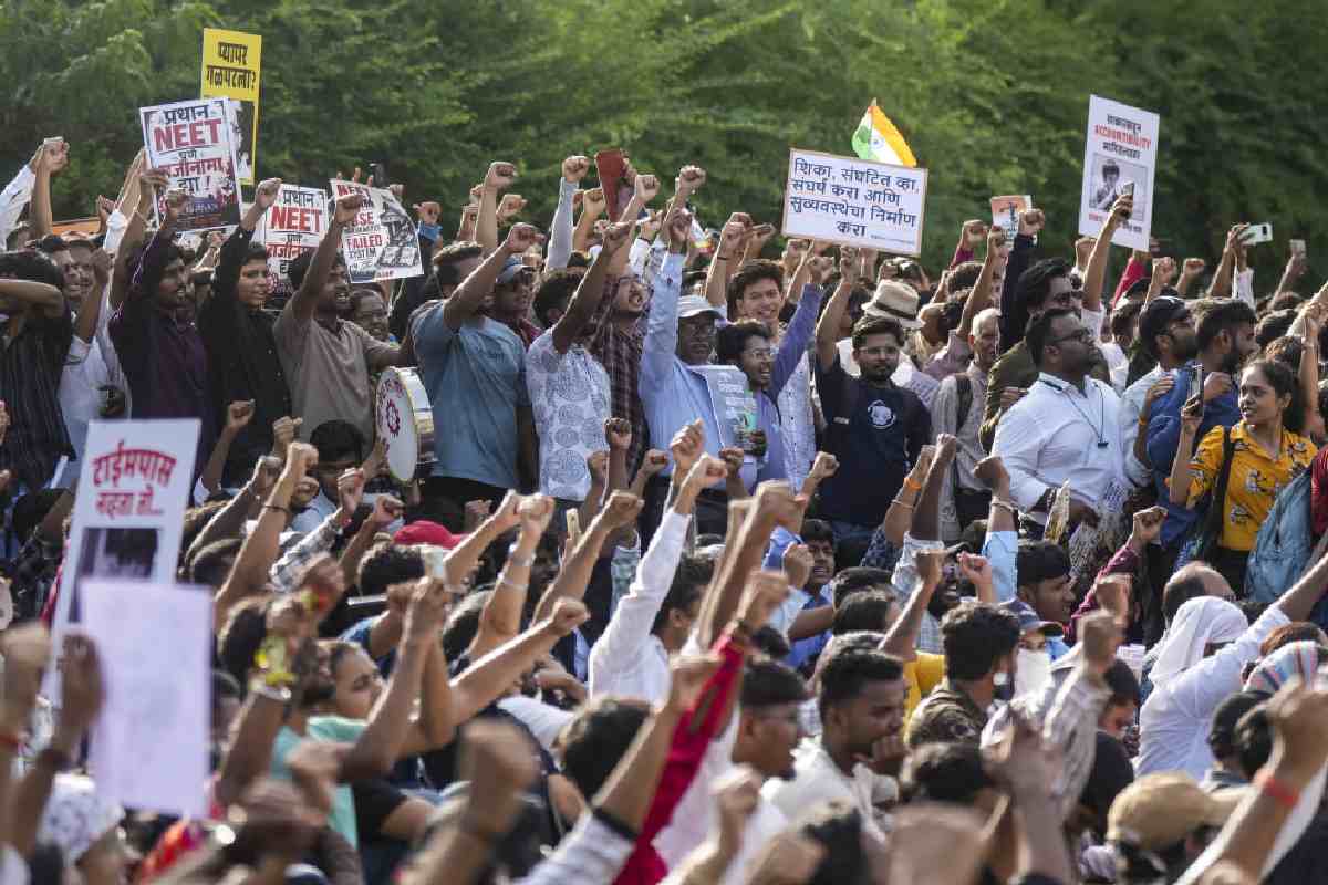 कॉकरोच जनता पार्टी के प्रदर्शन में शामिल होगा बॉलीवुड का यह एक्टर, कहा- जवाबदेही तय हो