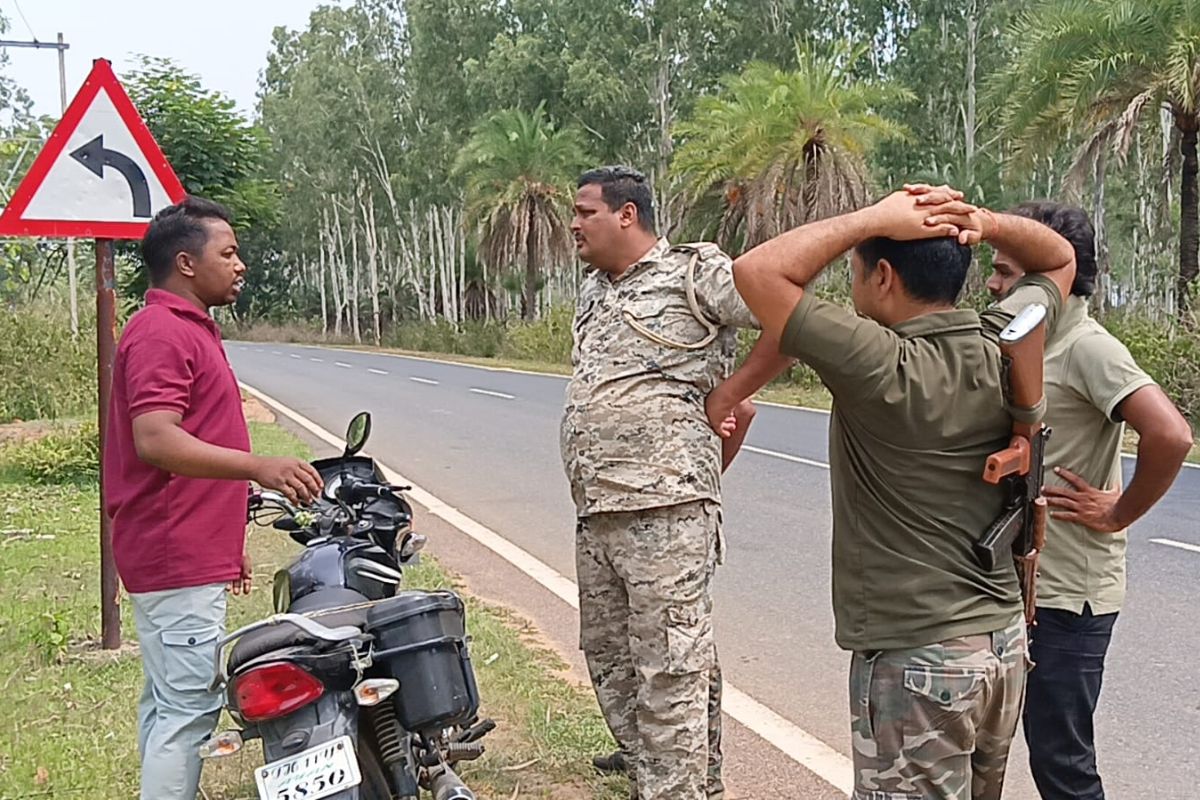 रिवॉल्वर की नोक पर 1.20 लाख नगदी व मोबाइल की छिनतई, गिरिडीह में लुटेरों का आतंक