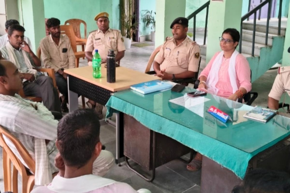 कैमूर में मुहर्रम को लेकर प्रशासन अलर्ट, सोशल मीडिया पर रहेगी कड़ी निगरानी; डीजे और हथियारों पर प्रतिबंध