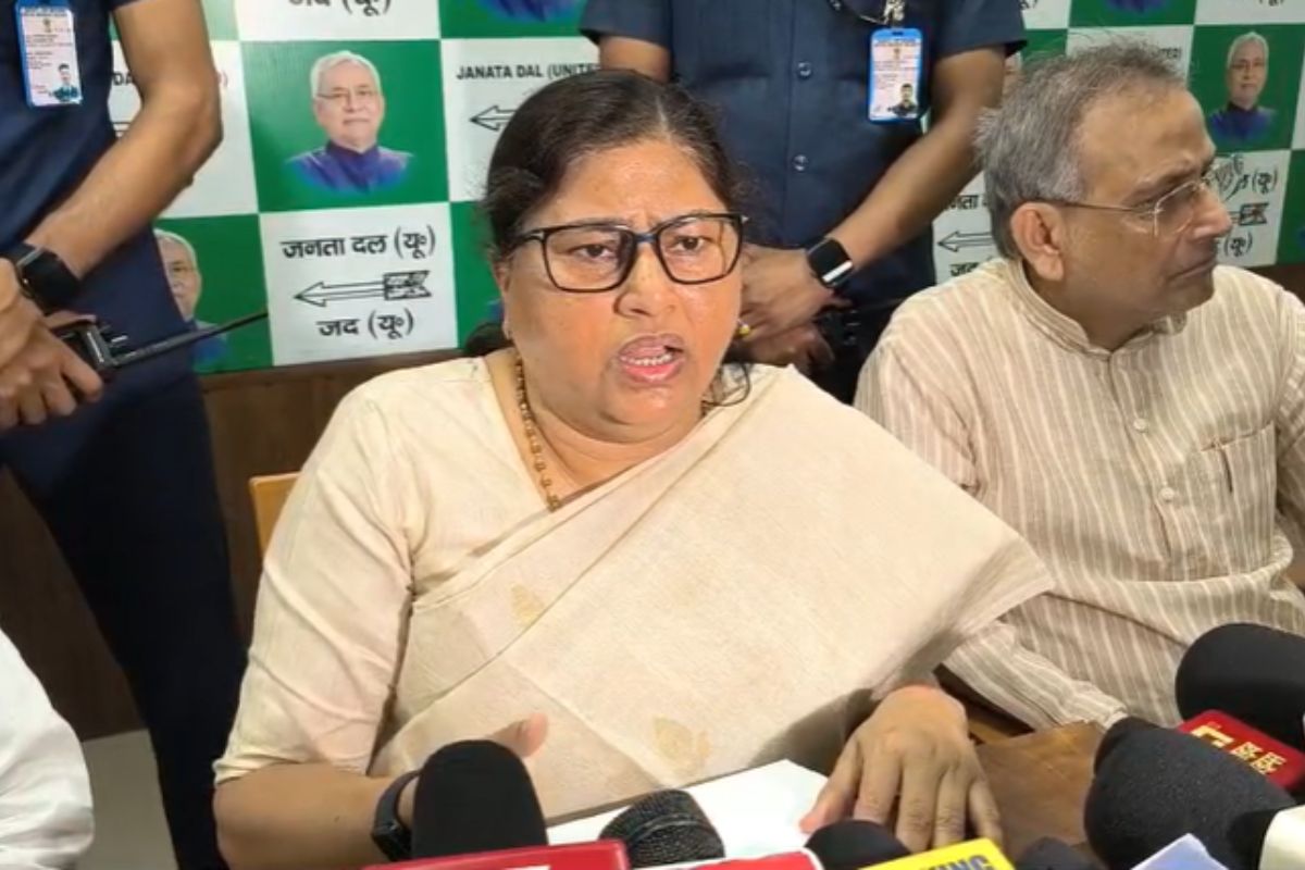‘राबड़ी देवी को हर हाल में खाली करना पड़ेगा आवास’, लेशी सिंह बोलीं- सरकारी बंगले से मोह माया नहीं रखनी चाहिए