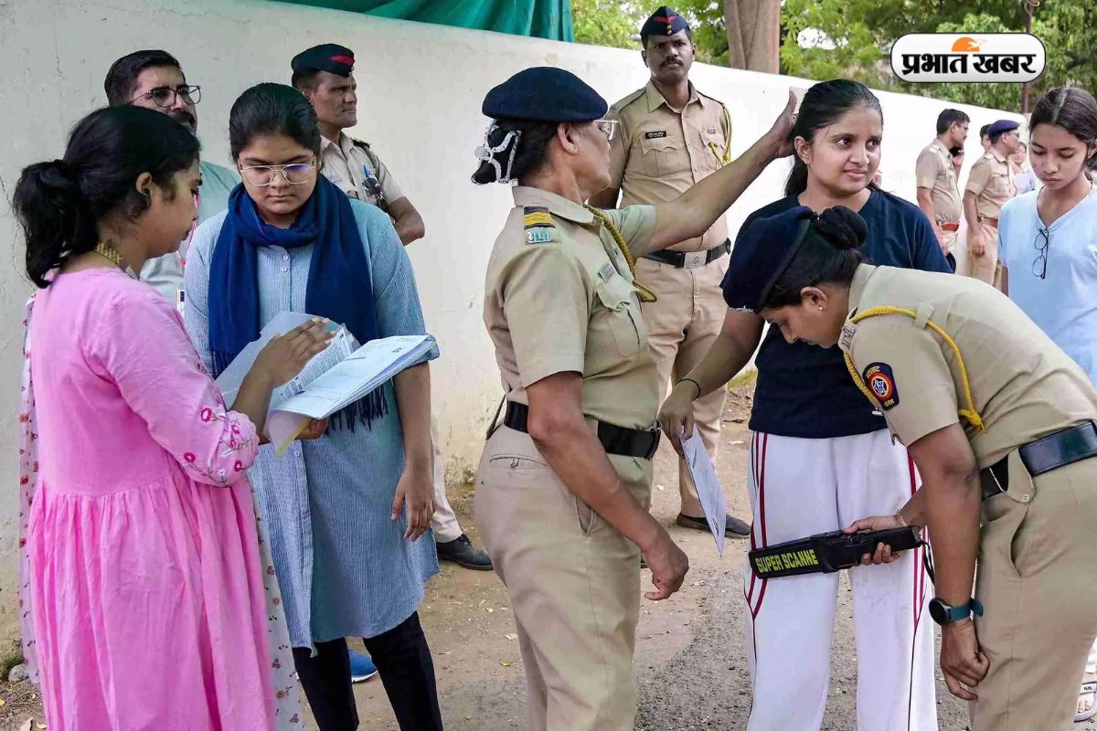 कहीं उतरवाई गईं बालियां, कहीं बुरका पर मचा बवाल, NEET परीक्षा के दौरान क्यों चर्चा में रहे ये मामले?