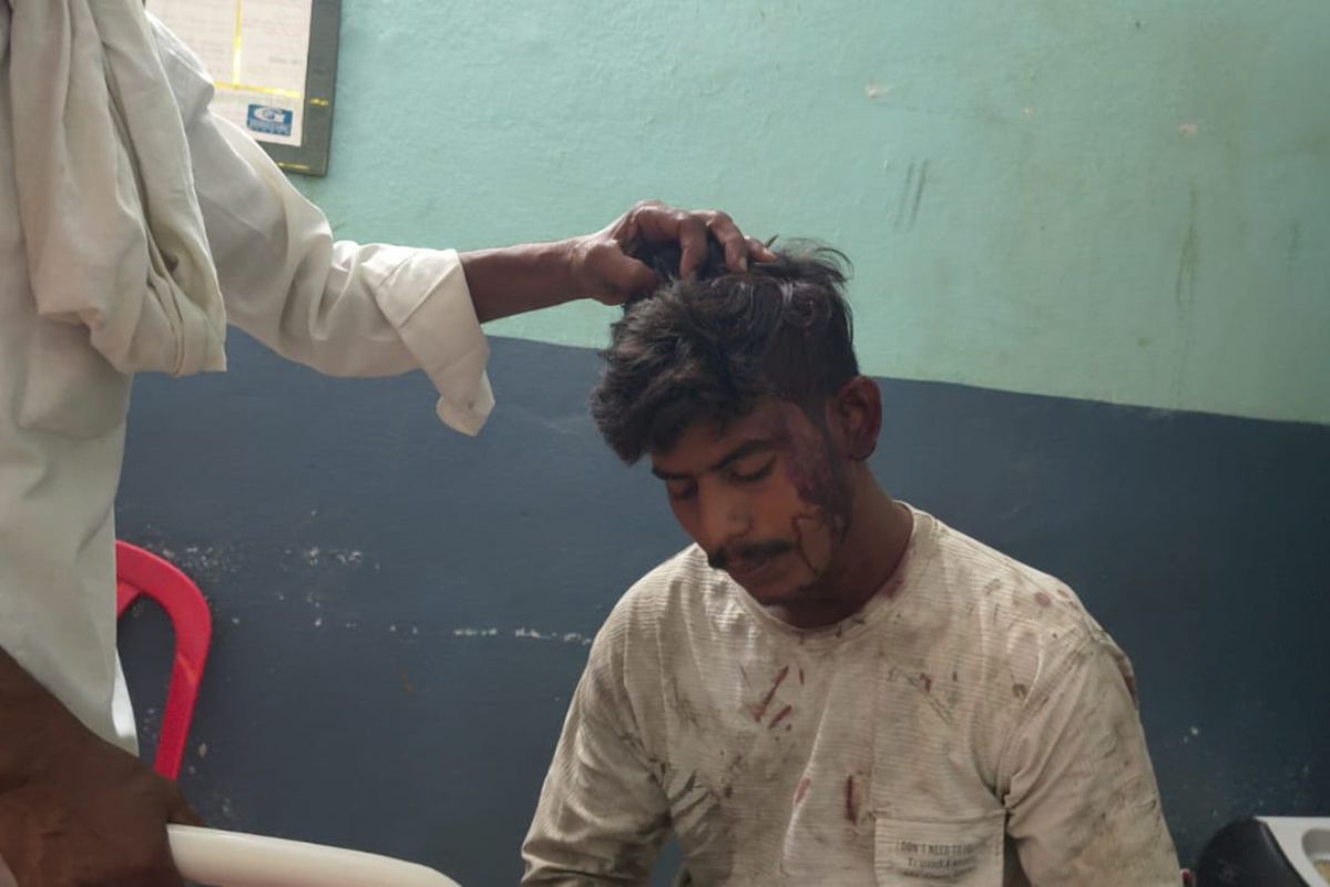 औरंगाबाद: बकाया मजदूरी मांगने गए युवक पर हमला, सिर फूटा; टेंट संचालक पर मारपीट का आरोप