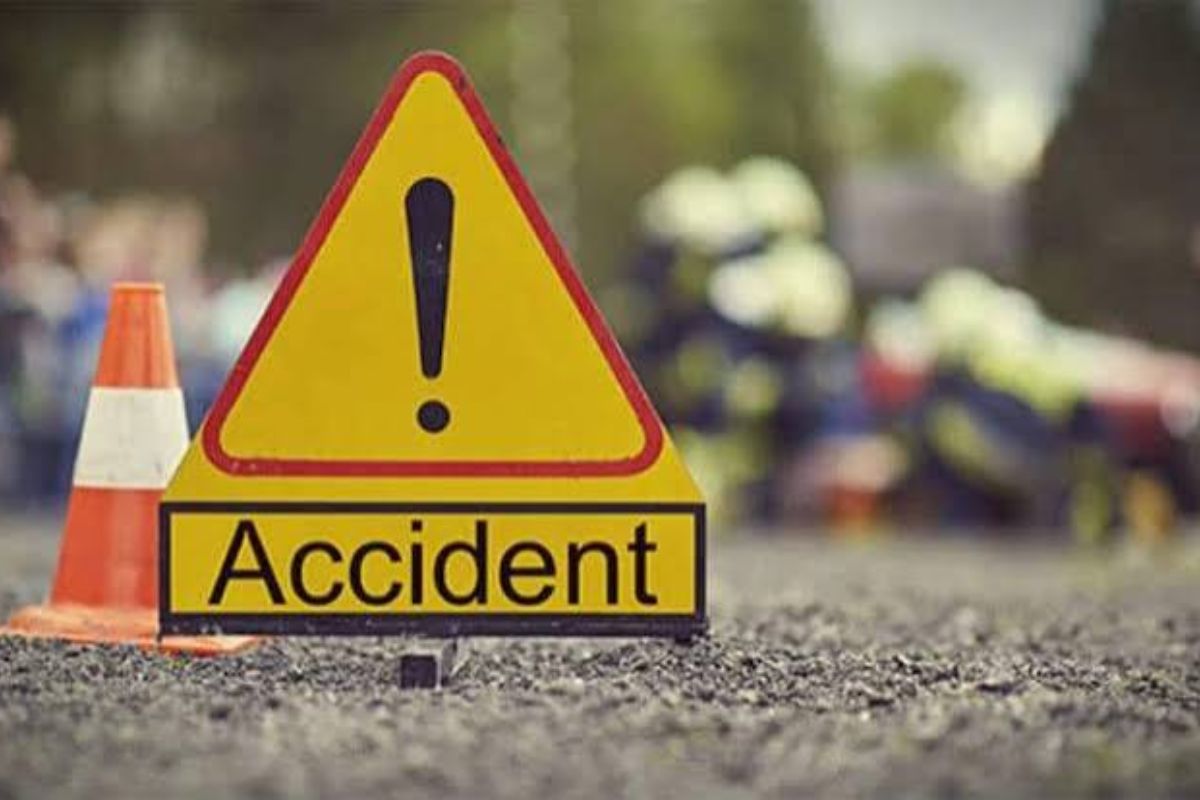 जहानाबाद-बिहारशरीफ राष्ट्रीय राजमार्ग पर स्कॉर्पियो ने बाइक को मारी टक्कर, एक की मौत, दो घायल, बारात से लौट रहे थे तीन लोग, एक PMCH रेफर