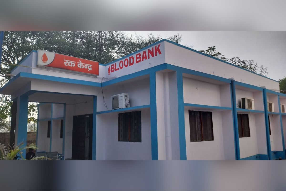 रक्तदान के लिए आगे आ रहे लोग, 6 साल में सरायकेला ब्लड बैंक में 8624 यूनिट रक्त जमा