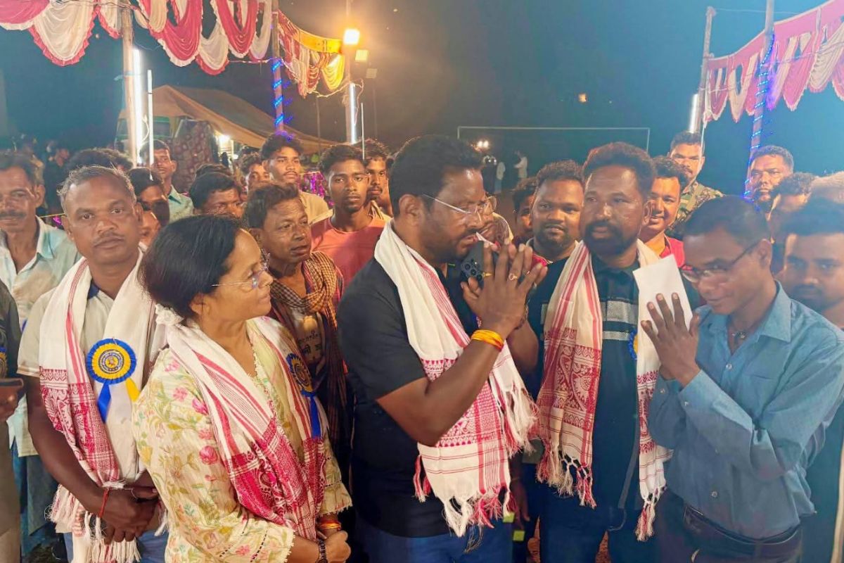 सरायकेला-खरसावां : कुचाई के सियाडीह में छऊ नृत्य का भव्य आयोजन