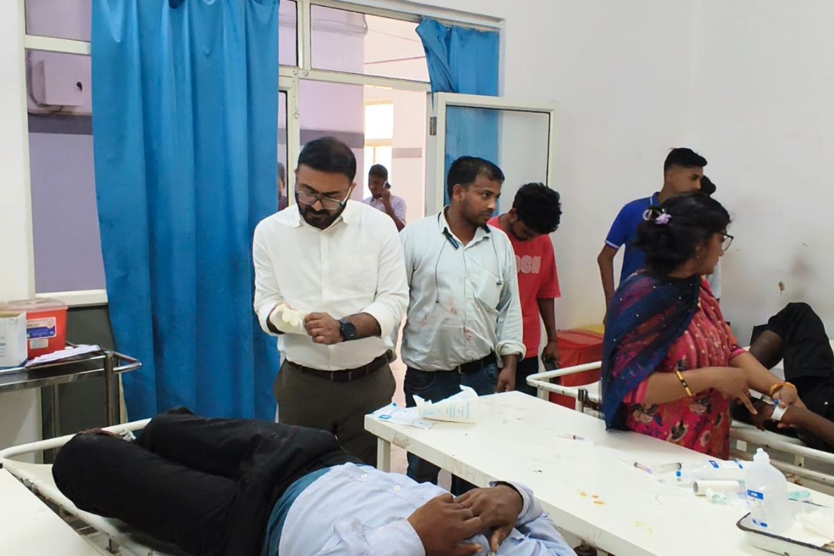 सुपौल में तेज रफ्तार बाइक ने ऑटो को मारी जोरदार टक्कर, तीन घायल एक की हालत गंभीर