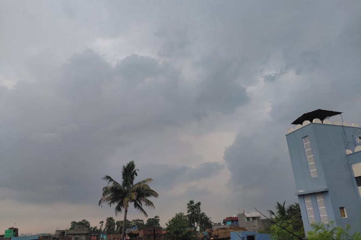 बांका में आज मौसम का मिजाज बदलने के आसार, गरज-चमक और बारिश का अलर्ट जारी