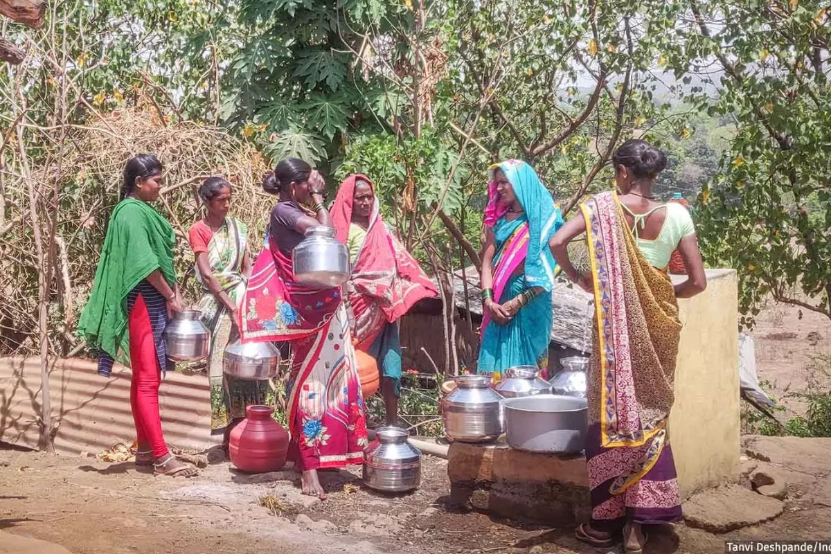 सरकारी योजना फेल? गंगाबारा में आज भी कुएं का दूषित पानी पीने को मजबूर लोग