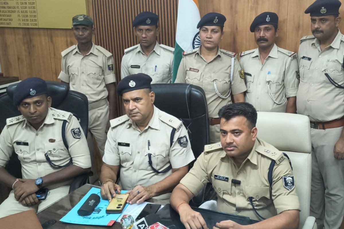 प्रेम प्रसंग में युवक की हत्या, AI से देख सीखे तरीके, इंजीनियरिंग छात्र ने नाबालिग भाई संग मिलकर रची साजिश