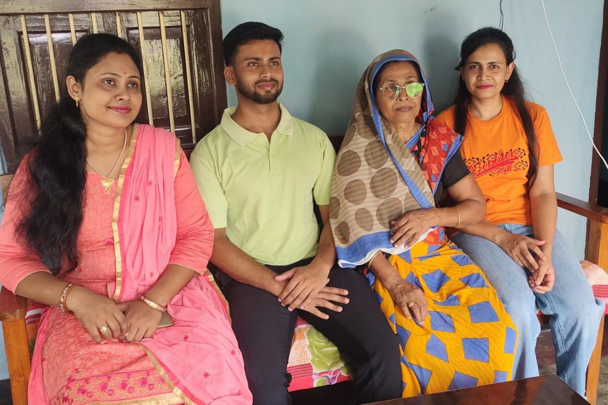 सारण के लाल नेहाल पांडेय ने 70वीं BPSC में मारी बाजी, ग्रामीण विकास पदाधिकारी बन छपरा का बढ़ाया मान