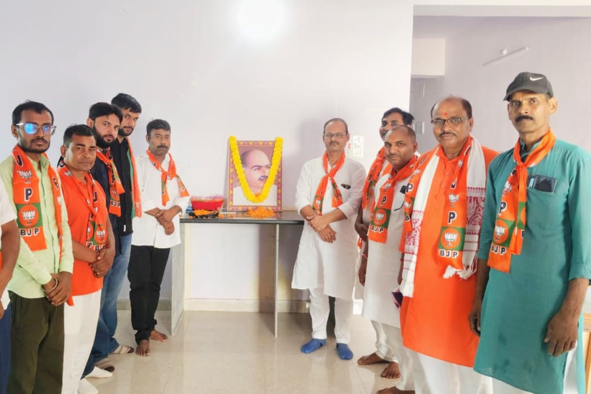 बिहारशरीफ में डॉ. श्यामा प्रसाद मुखर्जी को श्रद्धांजलि, नालंदा के सभी मंडलों में बूथ स्तर पर मनाया गया बलिदान दिवस