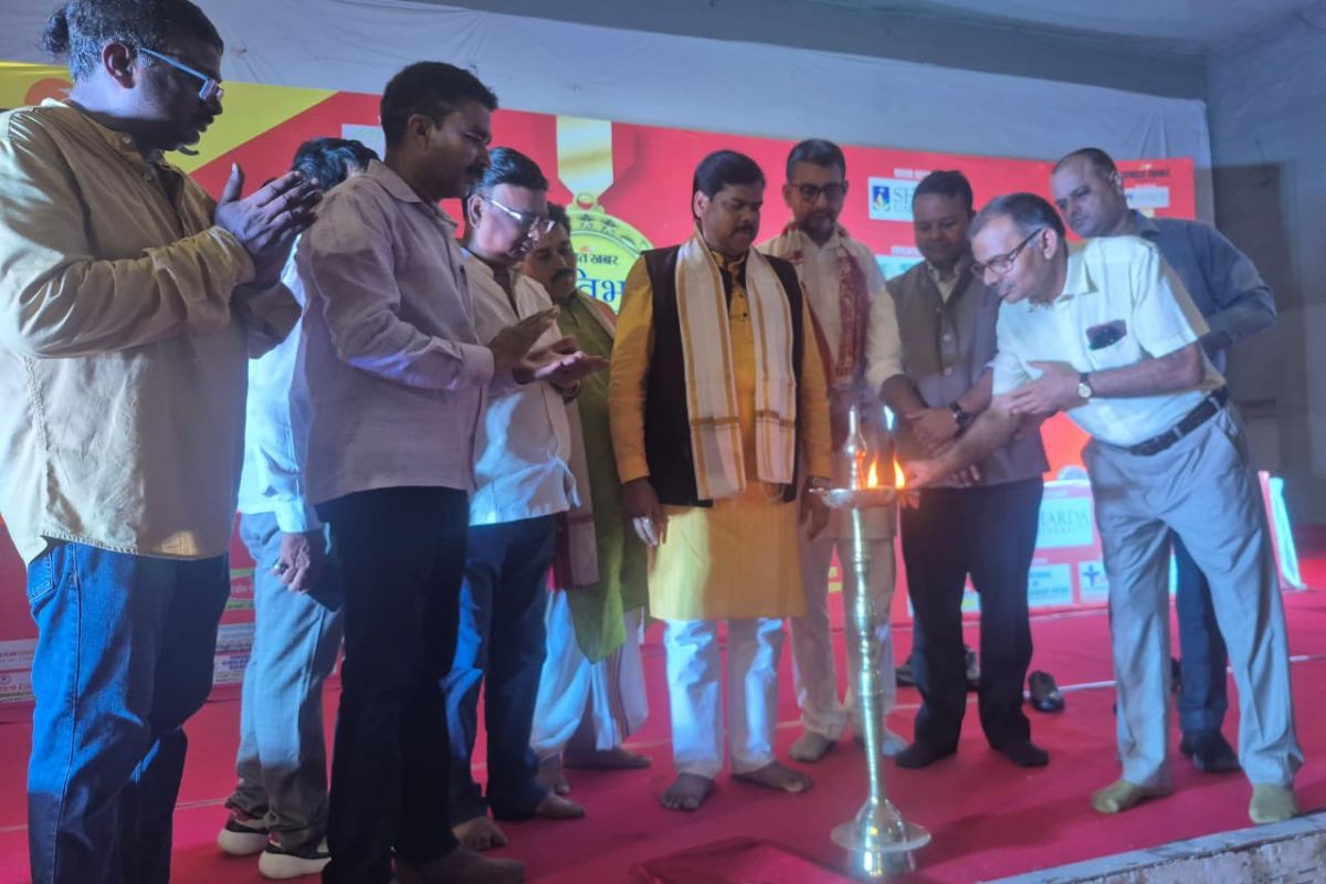 प्रभात खबर प्रतिभा सम्मान समारोह 2026 शिक्षा मंत्री की मौजूदगी में संपन्न हुआ, गोपालगंज में मेधावी छात्र-छात्राएं हुए सम्मानित