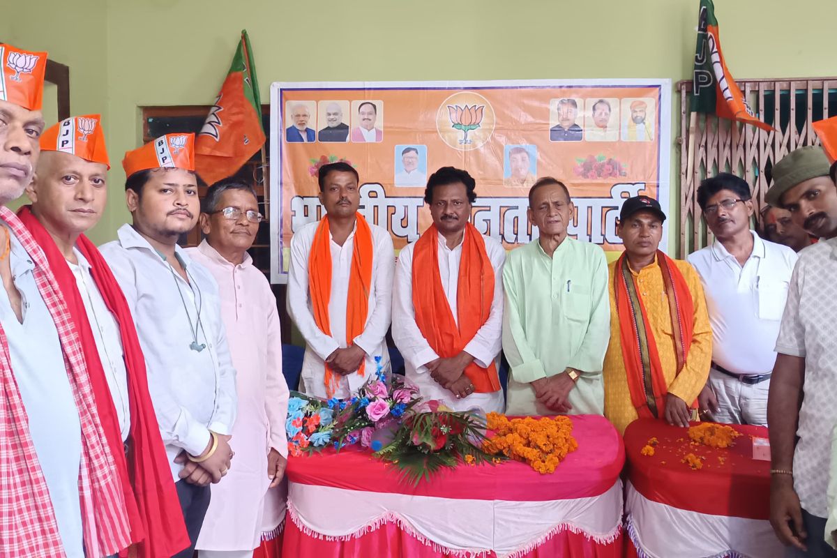भाजपा कार्यकर्ताओं ने विधायक कुमार प्रणय का किया सम्मान, बोले- सम्राट चौधरी बिहार के विकास के लिए कृतसंकल्प