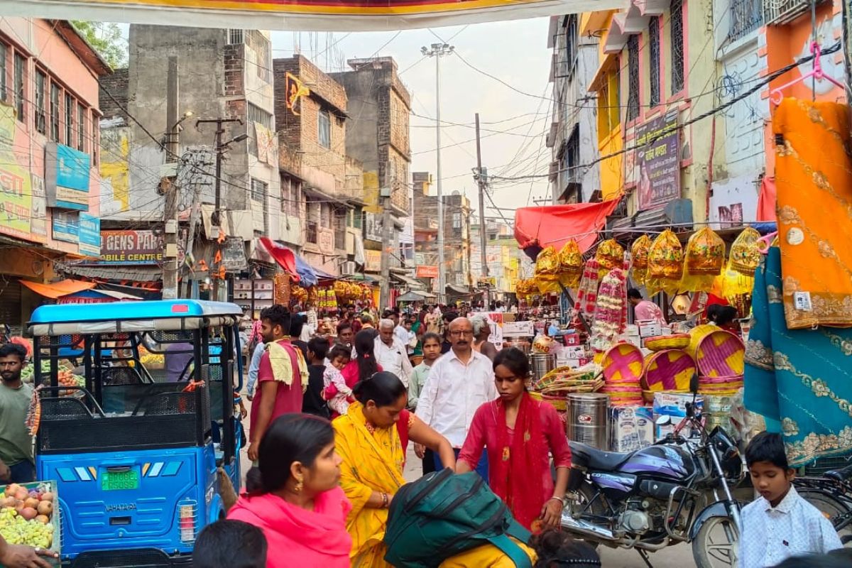 अतिक्रमण की समस्या बनी नासूर, हर दिन जाम से जूझ रहे शहरवासी
