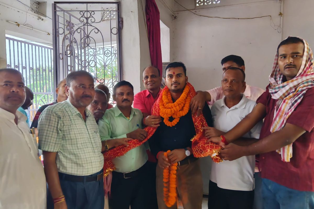 मां की मजदूरी और संघर्ष ने बदली बेटे की तकदीर, बीपीएससी पास कर बने जूनियर इंजीनियर