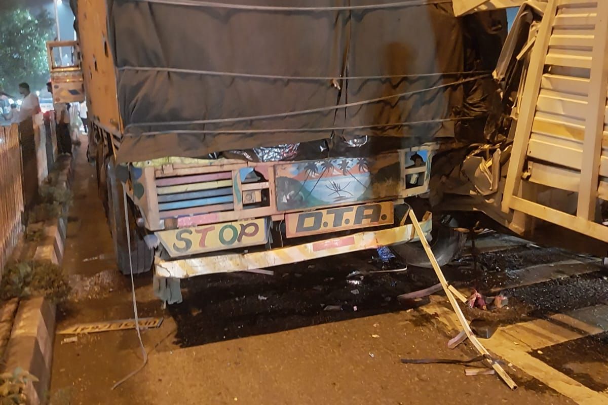 गोपालगंज में NH-27 पर खड़े ट्रक से टकराई पिकअप, महिला और बच्चे की मौके पर दर्दनाक मौत