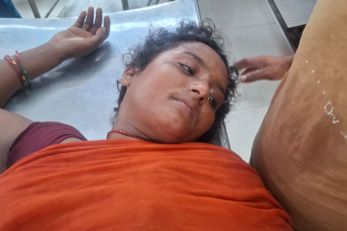मकई सुखाने के मामूली विवाद में महिला पर दबिया से जानलेवा हमला, हालत गंभीर