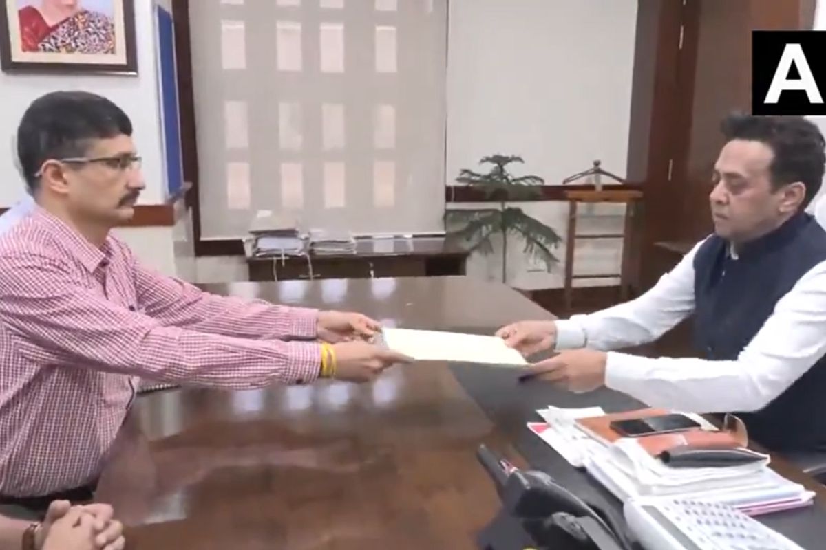 राम मंदिर चंदा मामलाः SIT ने गृह विभाग को सौंपी प्राथमिक रिपोर्ट, पैसों के लेन-देन की हुई जांच
