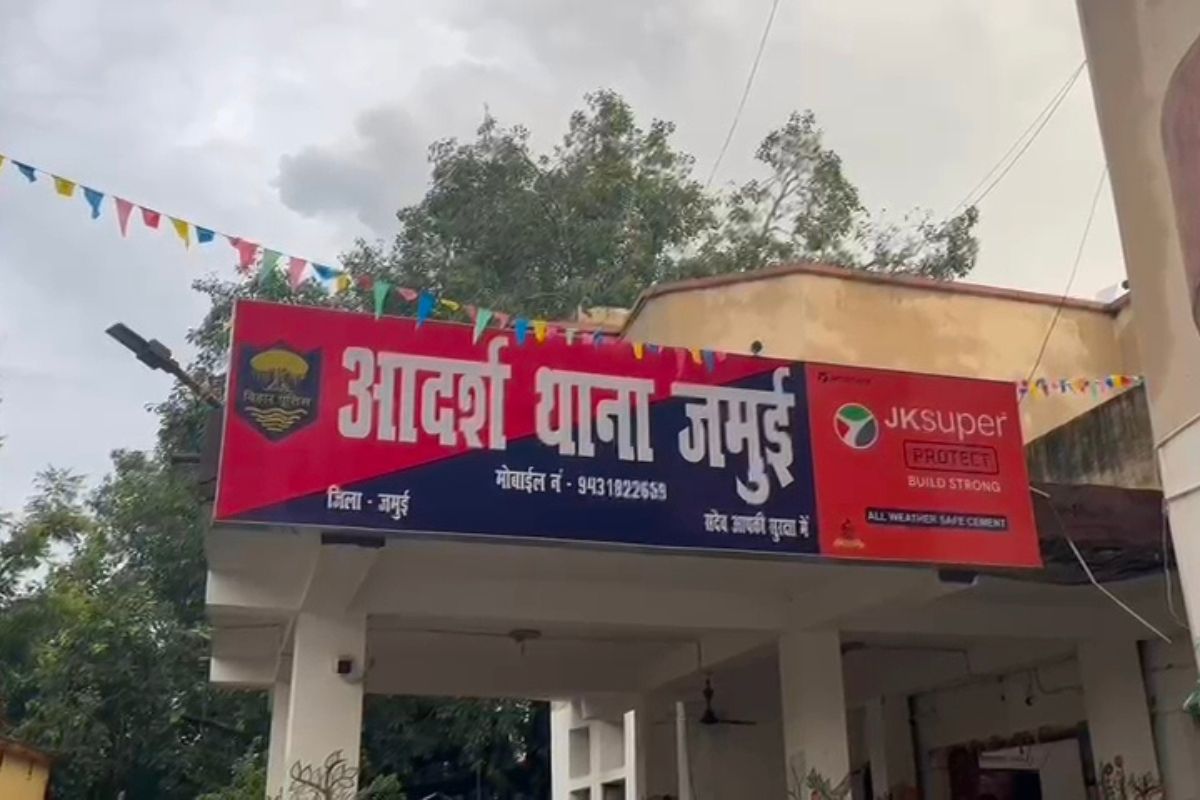 टॉप-10 के दो कुख्यात अपराधी समेत तीन गिरफ्तार